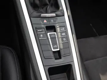 Boxster Navigation Digitalradio Sportabgasanlage