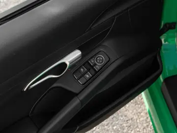 Boxster 718 Navi CarPlay Tempostat Sitzheizung