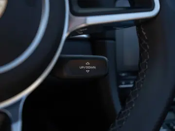 Boxster 718 Navi CarPlay Tempostat Sitzheizung