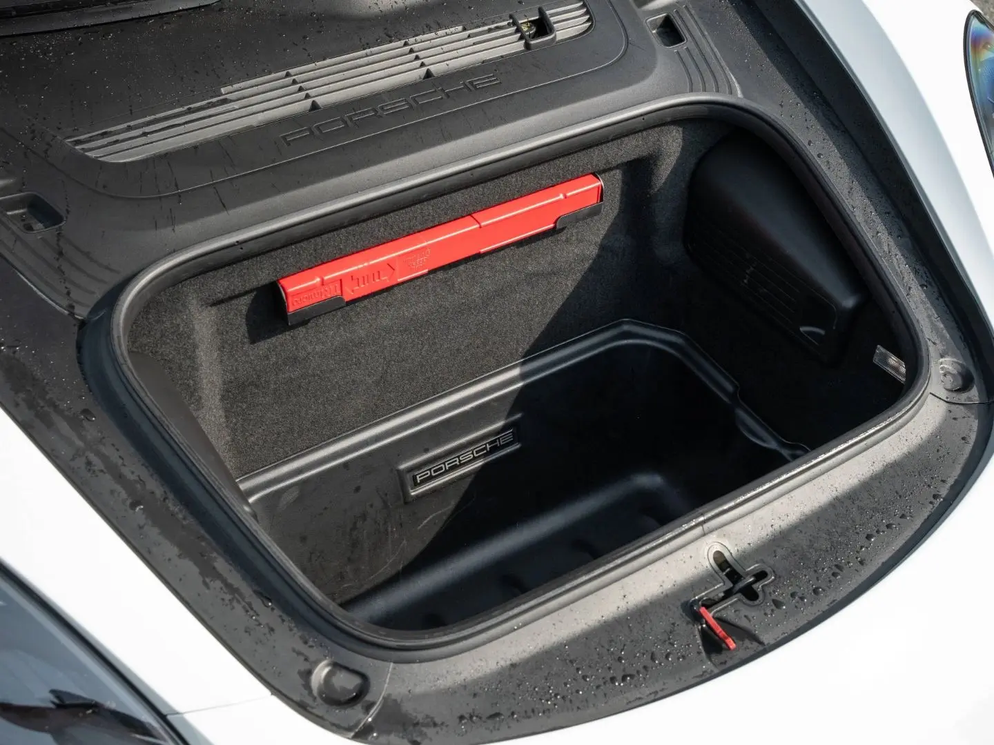 Cayman 718 GTS 4.0 Rückfahrkamera Navi CarPlay