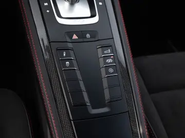 Cayman 718 GTS 4.0 Rückfahrkamera Navi CarPlay