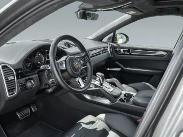 Cayenne Turbo Coupe Standheiz Surround View