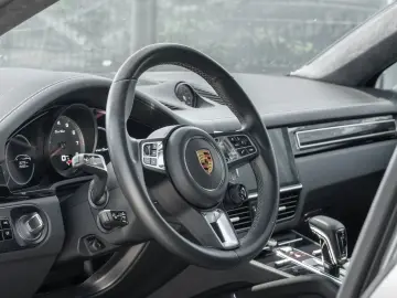 Cayenne Turbo Coupe Standheiz Surround View