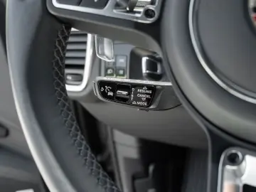 Cayenne Turbo Coupe Standheiz Surround View