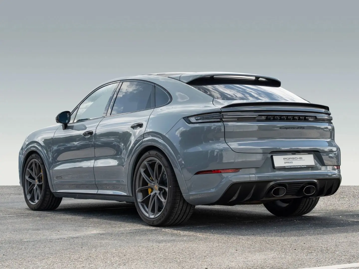 Cayenne GTS Coupe PCCB PDCC 22'' 18 Wege Sitze