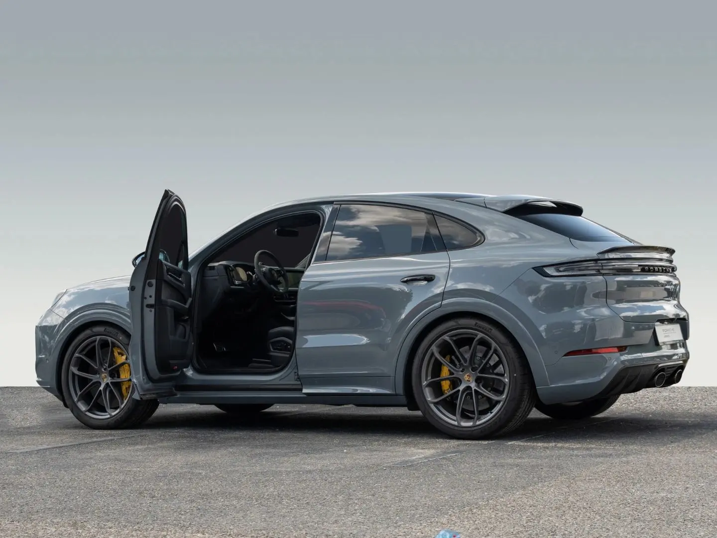 Cayenne GTS Coupe PCCB PDCC 22'' 18 Wege Sitze