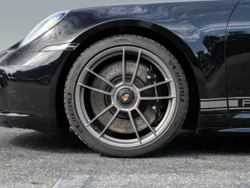 992 911 Edition 50 Jahre Design PDCC Lift VA