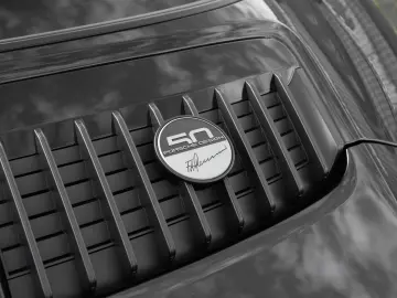992 911 Edition 50 Jahre Design PDCC Lift VA