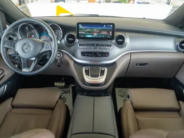 Mercedes-Benz V-Class V300 d 4MATIC