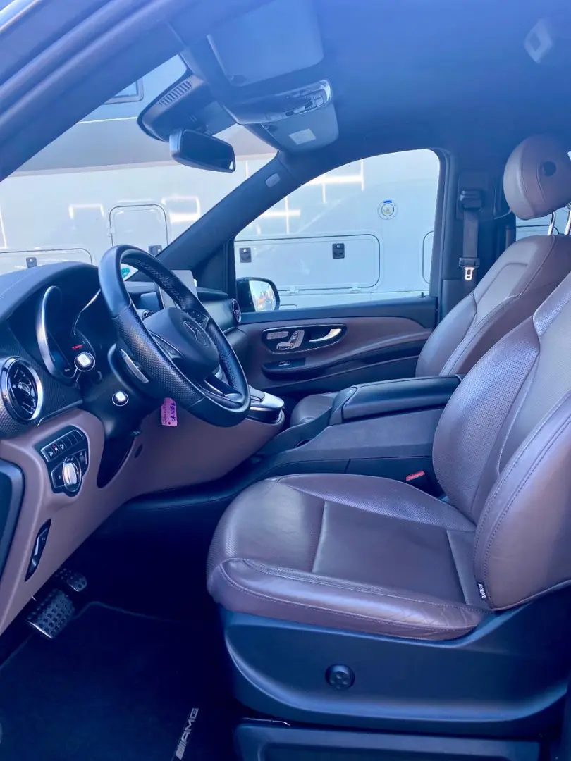 V 300d Lang 4Matic Exclusive AMG Night Pano AHK