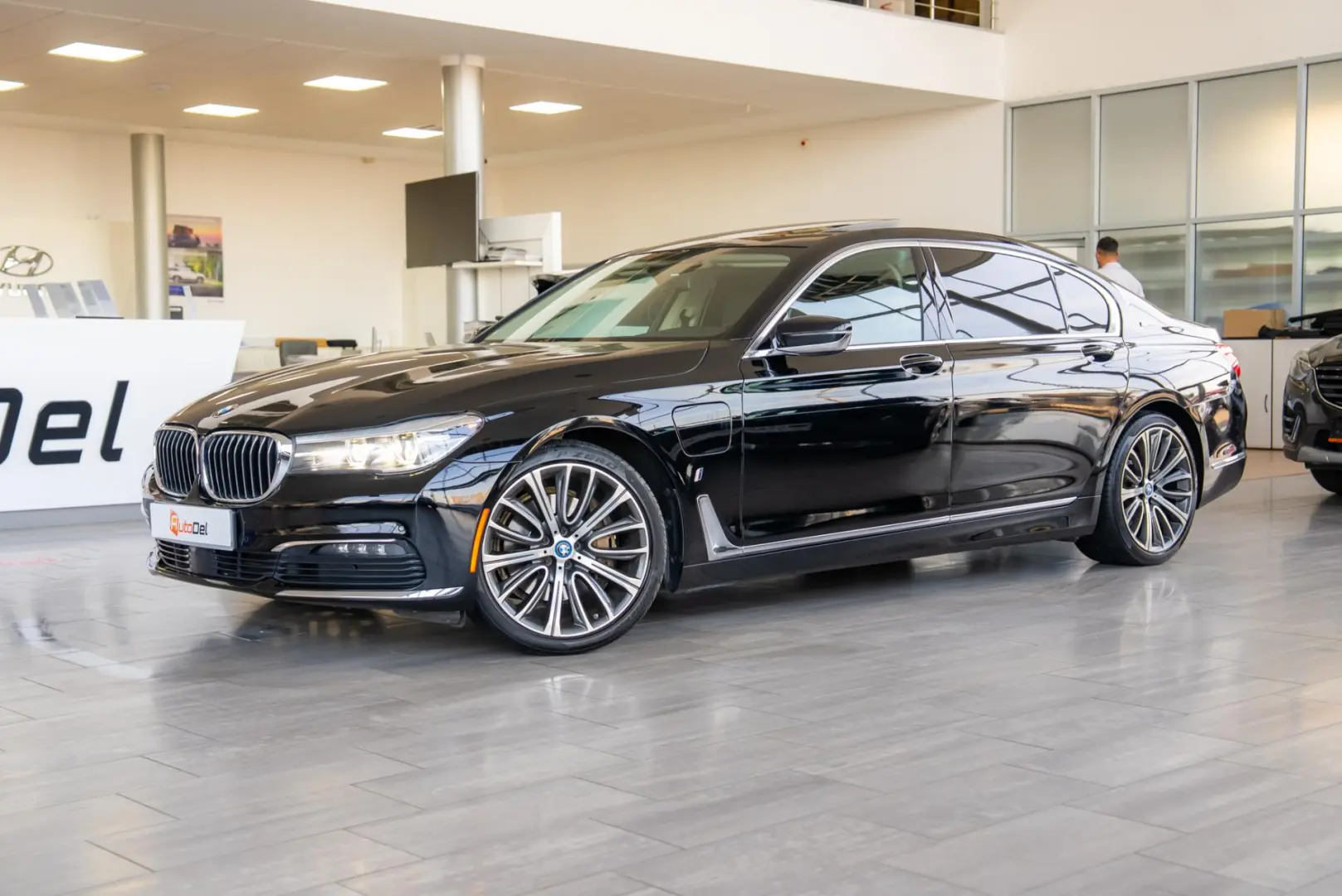 BMW Seria 7 740Le xDrive iPerformance