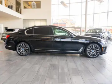 BMW Seria 7 740Le xDrive iPerformance