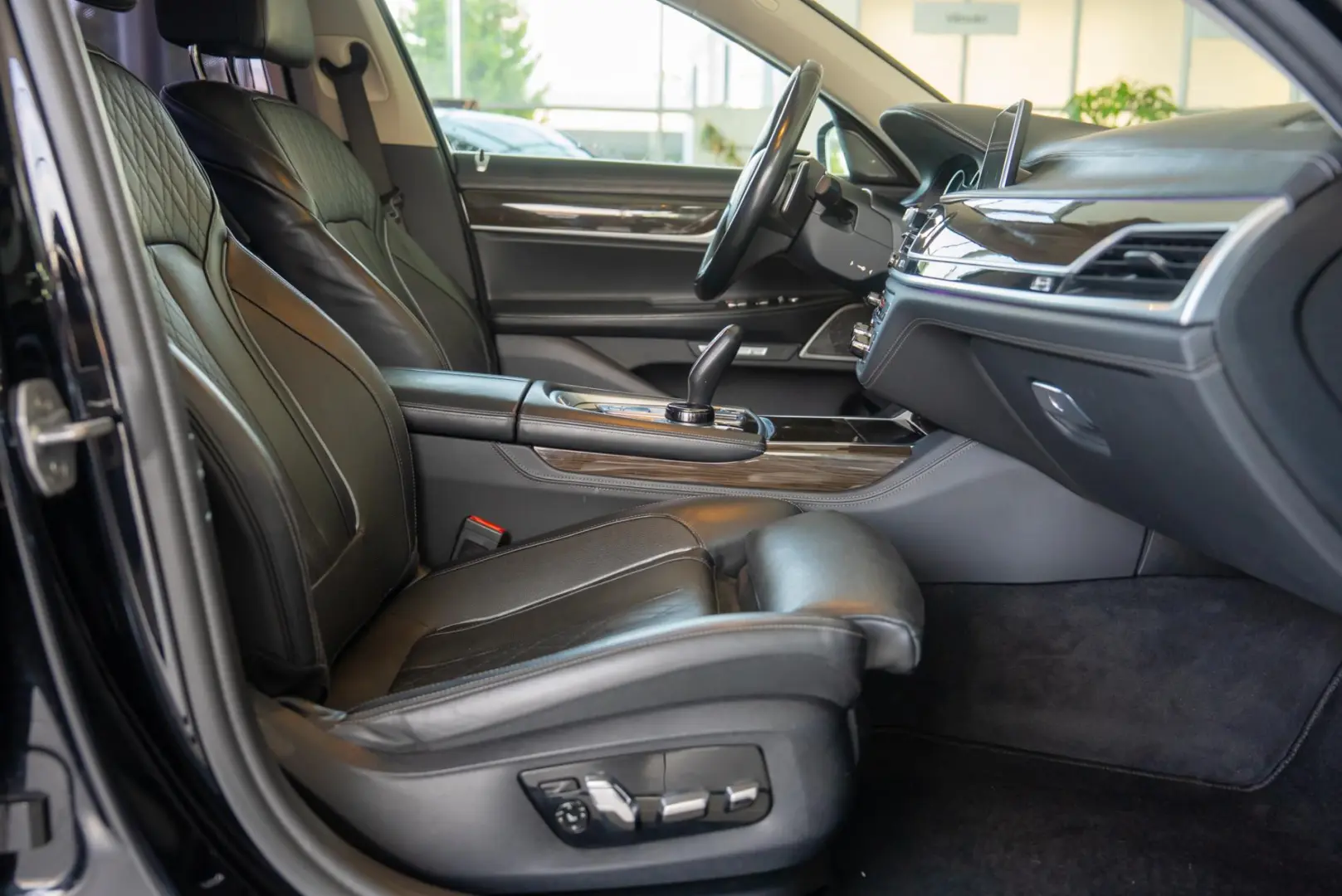 BMW Seria 7 740Le xDrive iPerformance