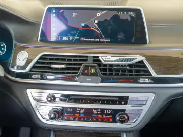 BMW Seria 7 740Le xDrive iPerformance