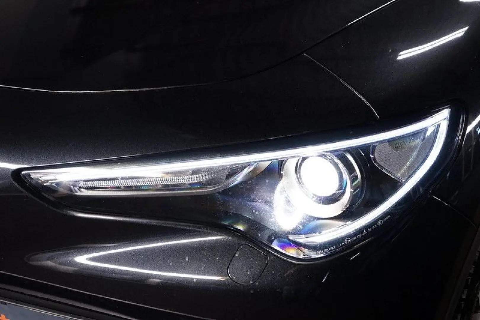 Stelvio 2.0 Turbo TI Q4 AT8*Memory*RFK*ACC*Bi-Xe