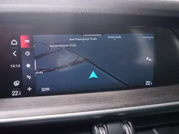 Stelvio 2.0 Turbo TI Q4 AT8*Memory*RFK*ACC*Bi-Xe