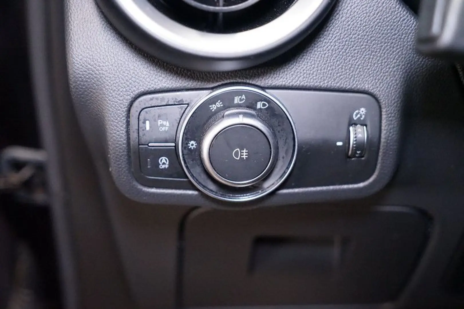 Stelvio 2.0 Turbo TI Q4 AT8*Memory*RFK*ACC*Bi-Xe