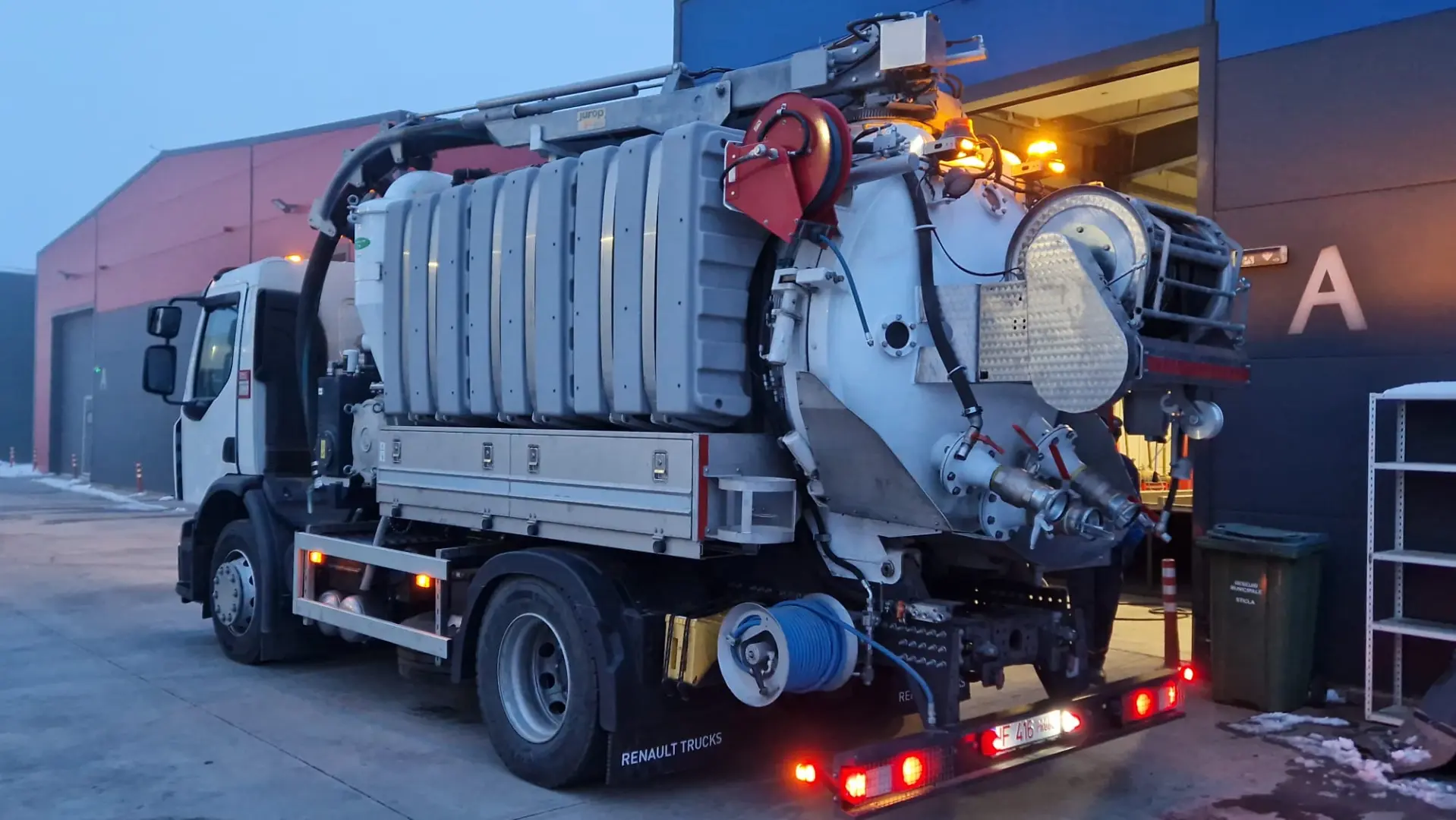 Renault Audovidanja Combinata AJG 7032