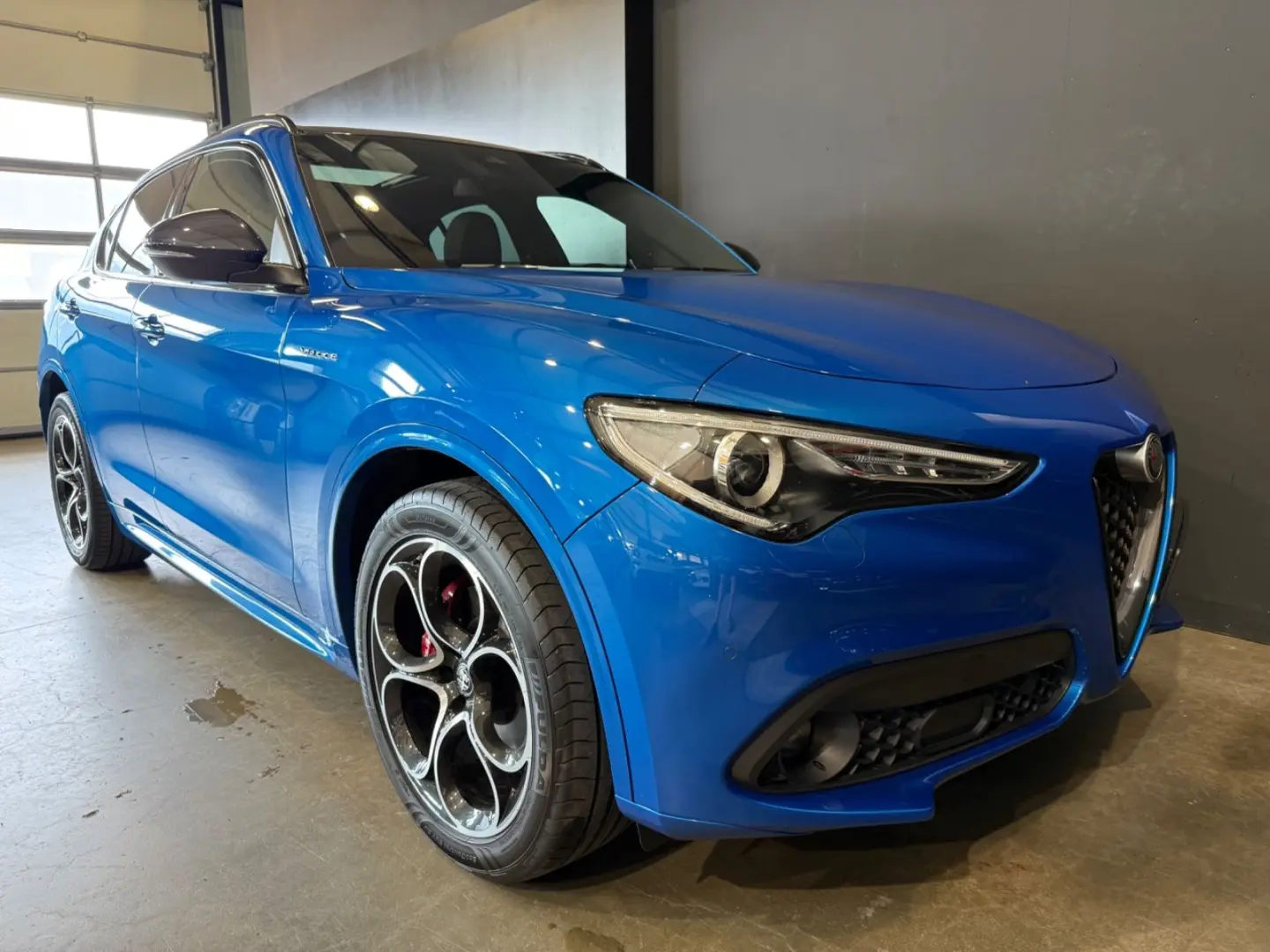 Stelvio Veloce Q4 CAM/AHK/PANO/ACC/1.HAND