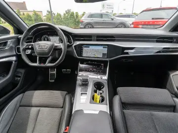 Audi A6 Avant S line 55TFSI e quattro S tronic LED