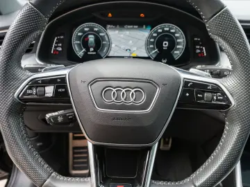 Audi A6 Avant S line 55TFSI e quattro S tronic LED