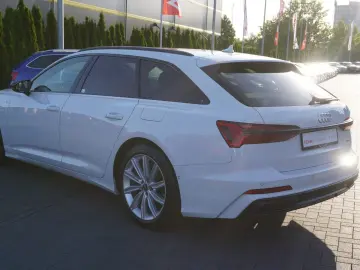 Audi A6 Avant 55 TFSI e quattro S-Line S-Tronic LED