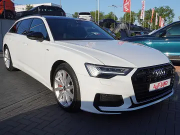 Audi A6 Avant 55 TFSI e quattro S-Line S-Tronic LED