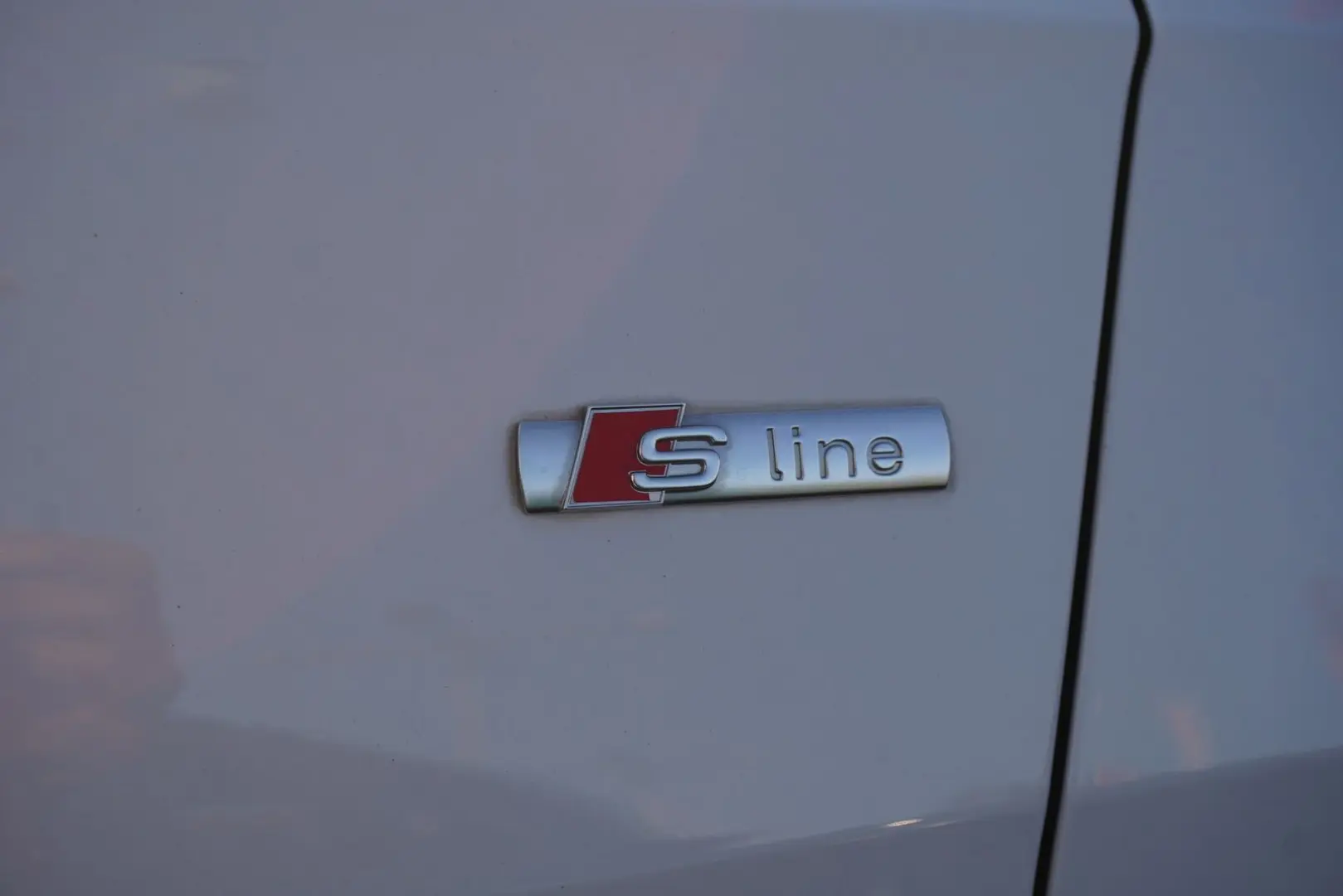Audi A6 Avant 55 TFSI e quattro S-Line S-Tronic LED