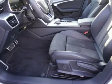 Audi A6 Avant 55 TFSI e quattro S-Line S-Tronic LED