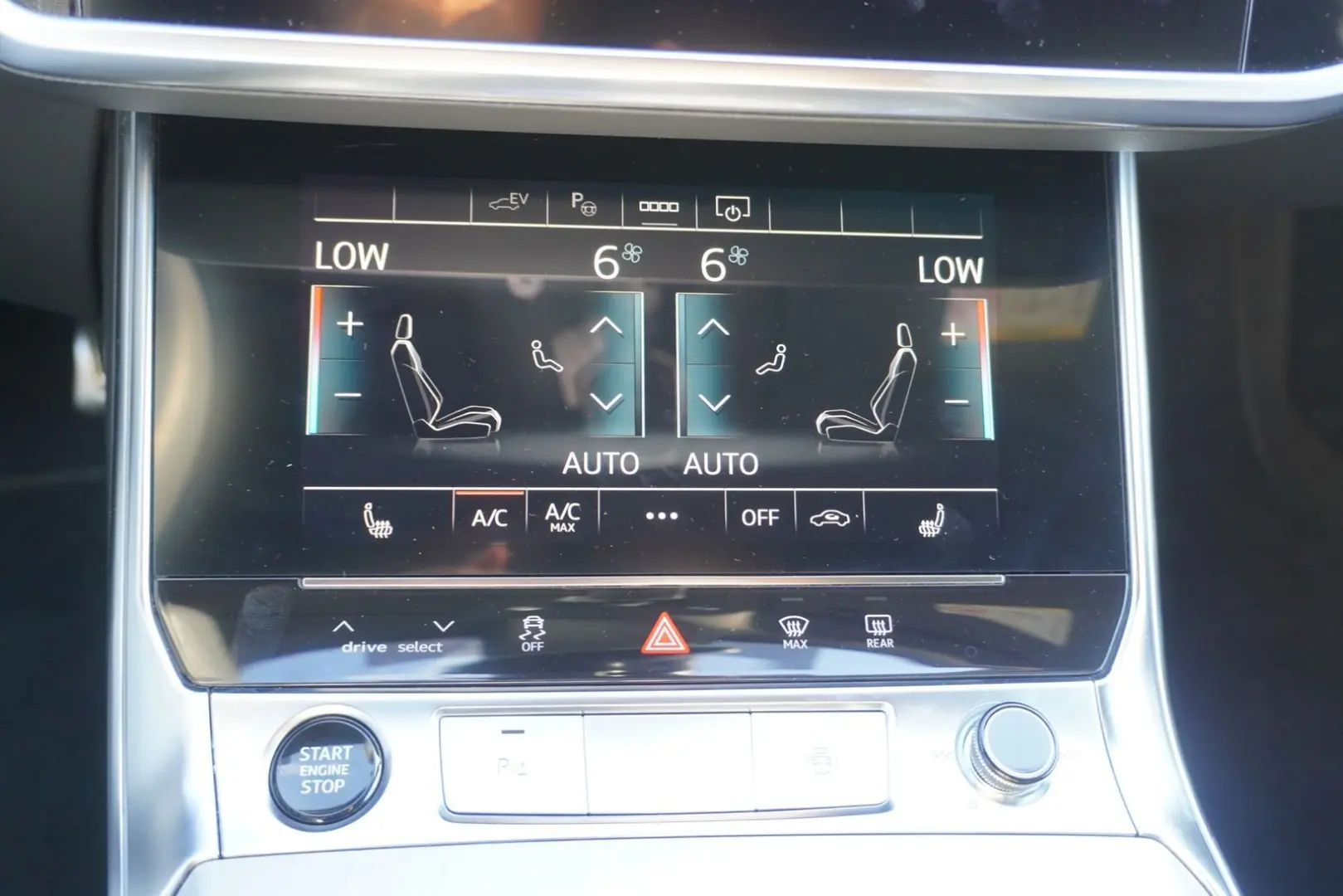 Audi A6 Avant 55 TFSI e quattro S-Line S-Tronic LED