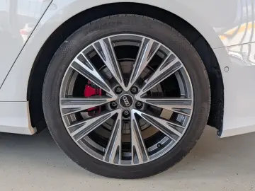 Audi A6 Av 55 TFSI e qu 3x S-Line MATRIX PANO 20