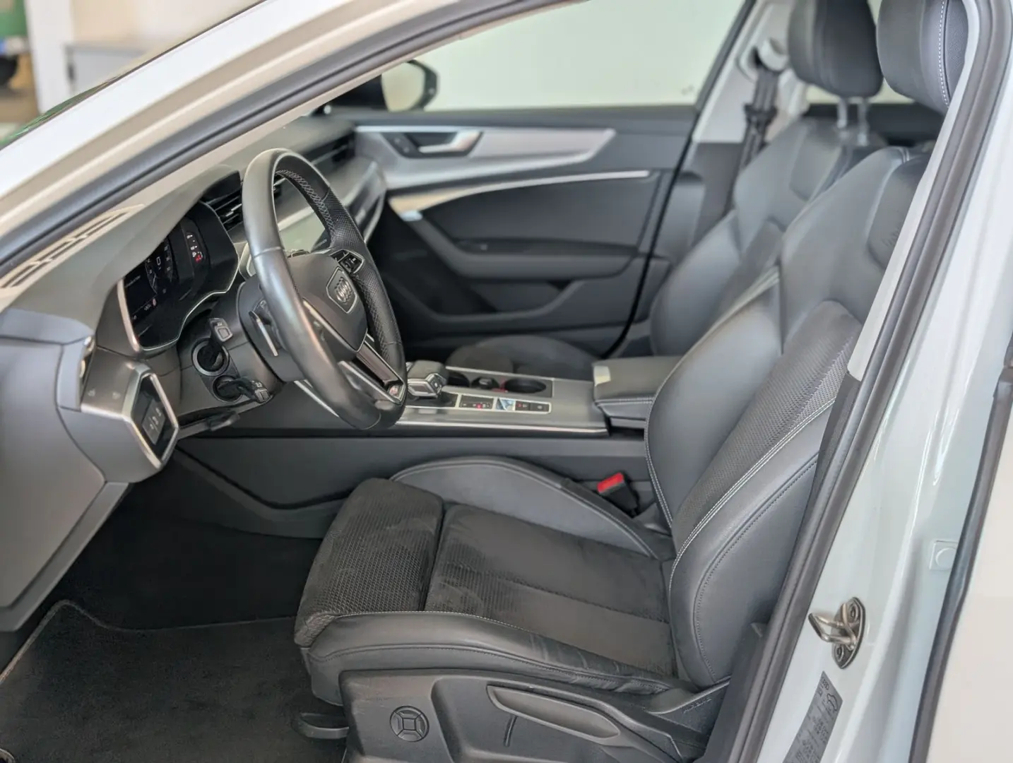 Audi A6 Av 55 TFSI e qu 3x S-Line MATRIX PANO 20