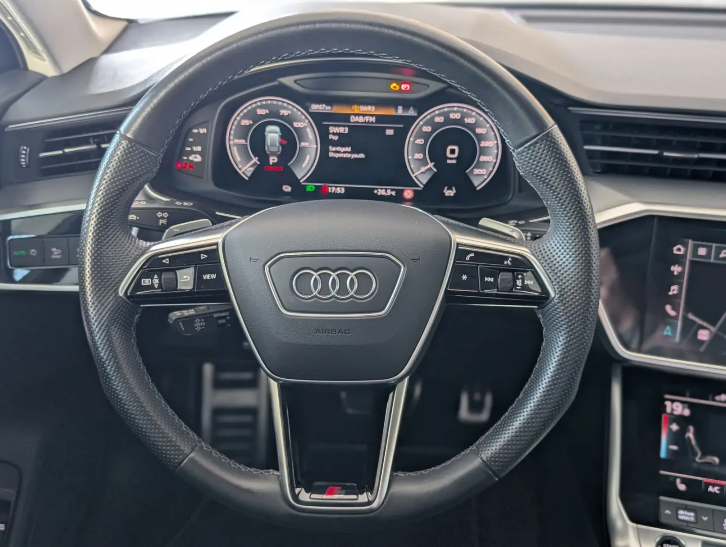 Audi A6 Av 55 TFSI e qu 3x S-Line MATRIX PANO 20