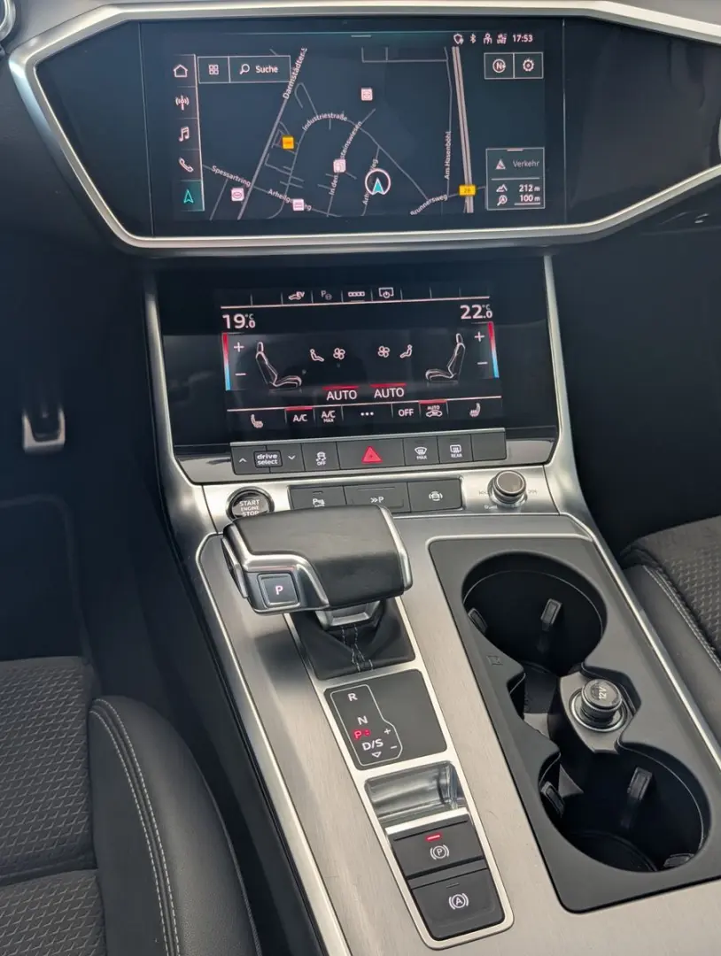 Audi A6 Av 55 TFSI e qu 3x S-Line MATRIX PANO 20