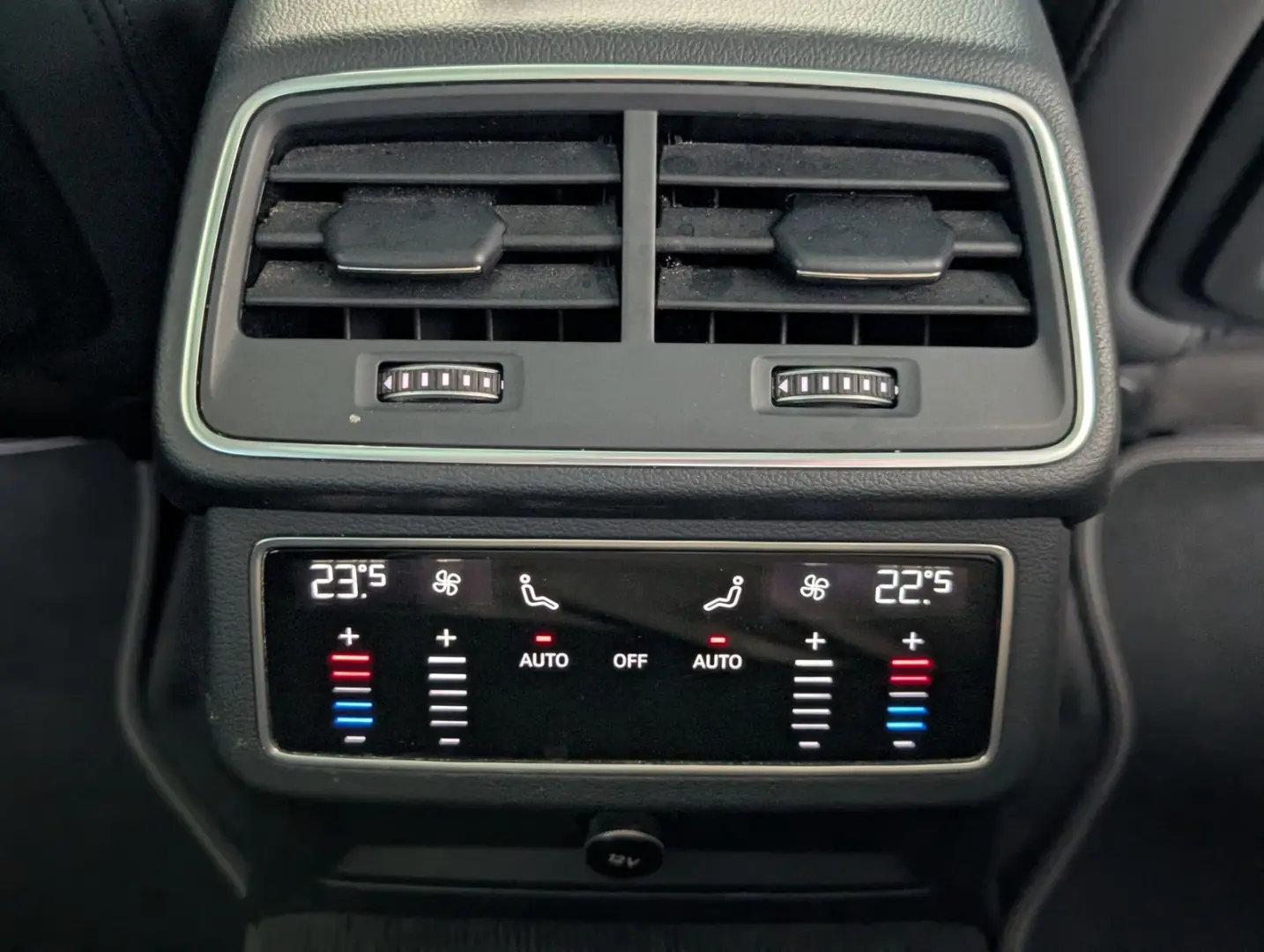 Audi A6 Av 55 TFSI e qu 3x S-Line MATRIX PANO 20
