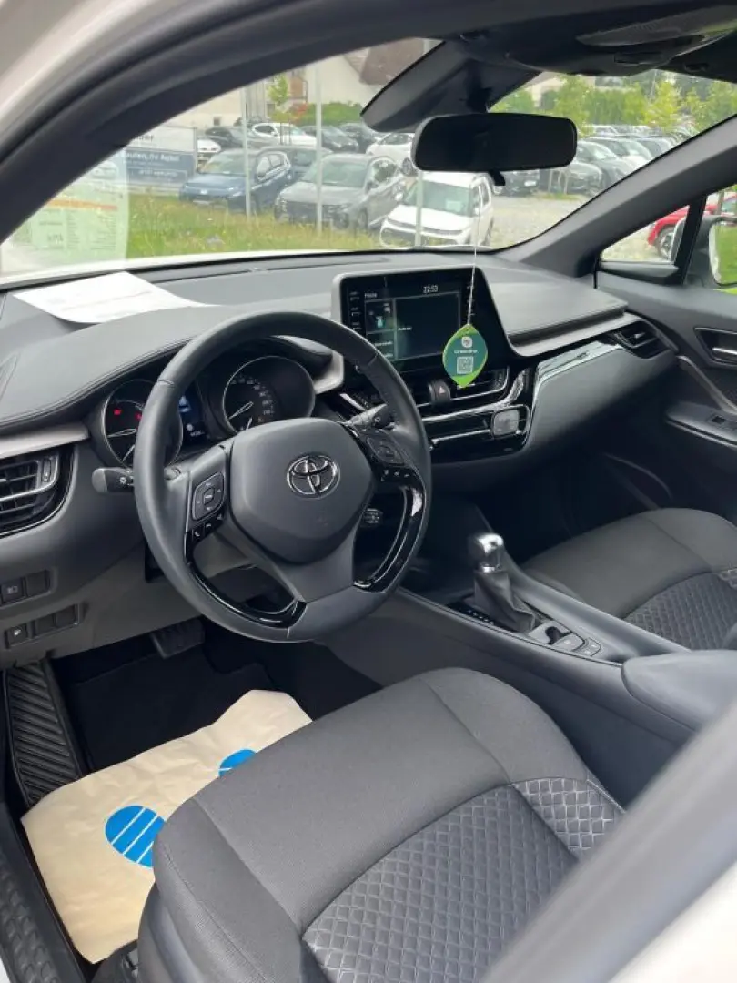 C-HR Hybrid Flow