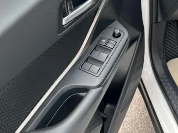 C-HR Hybrid Flow