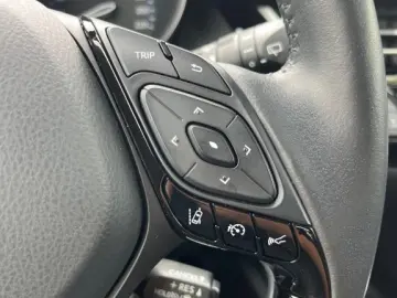 C-HR Hybrid Flow