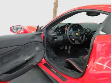 488 GTB/CARBON/LIFT/JBL/RACING SEATS/DEUTSCH