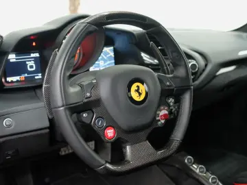 488 GTB/CARBON/LIFT/JBL/RACING SEATS/DEUTSCH