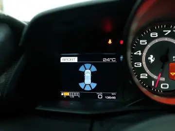 488 GTB/CARBON/LIFT/JBL/RACING SEATS/DEUTSCH