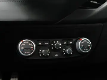 488 GTB/CARBON/LIFT/JBL/RACING SEATS/DEUTSCH