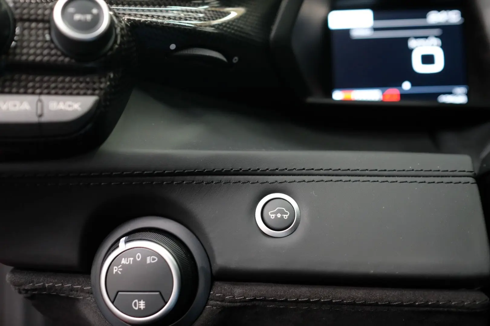 488 GTB/CARBON/LIFT/JBL/RACING SEATS/DEUTSCH