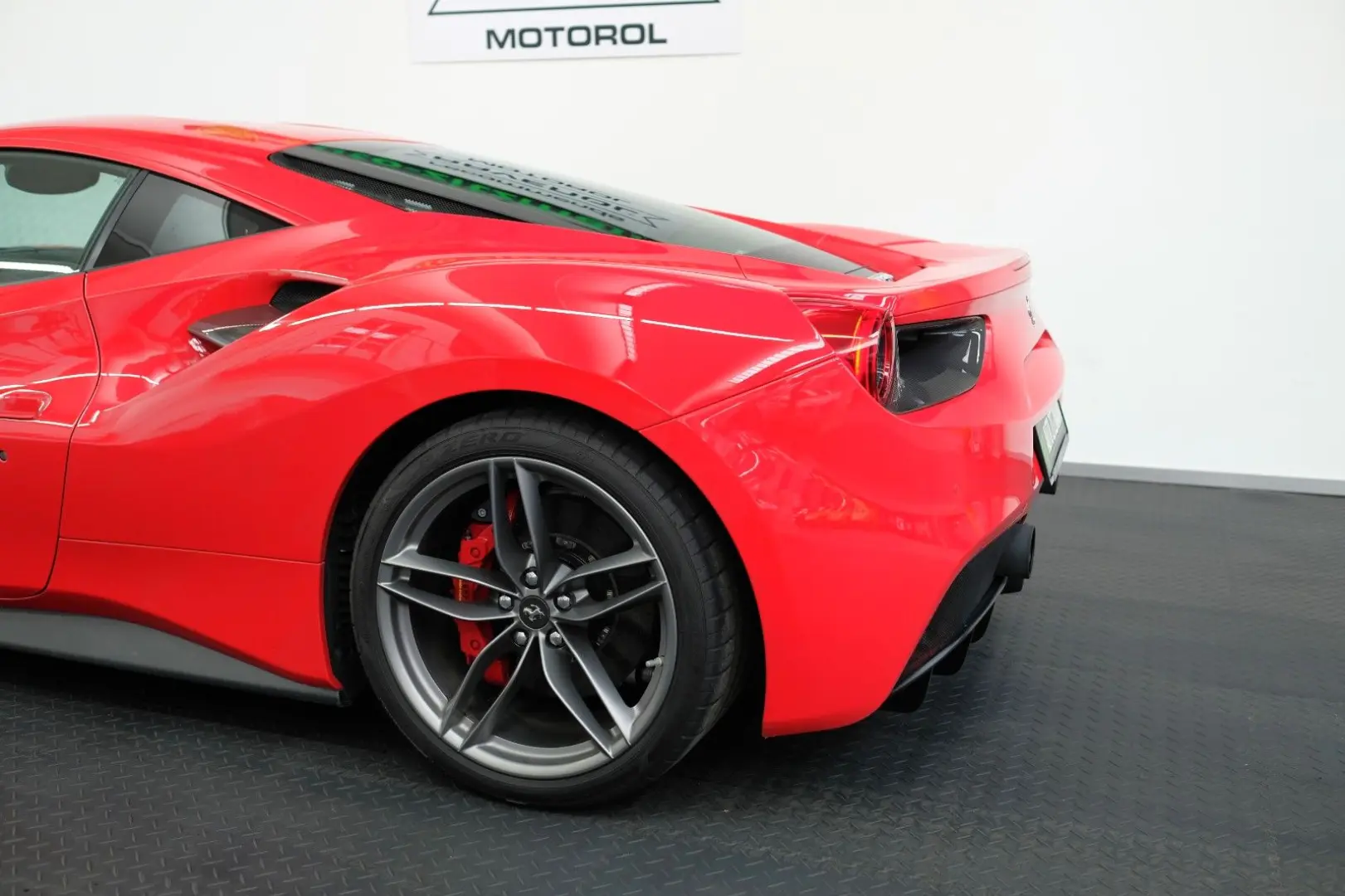 488 GTB/CARBON/LIFT/JBL/RACING SEATS/DEUTSCH