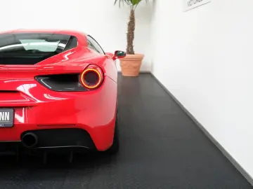 488 GTB/CARBON/LIFT/JBL/RACING SEATS/DEUTSCH