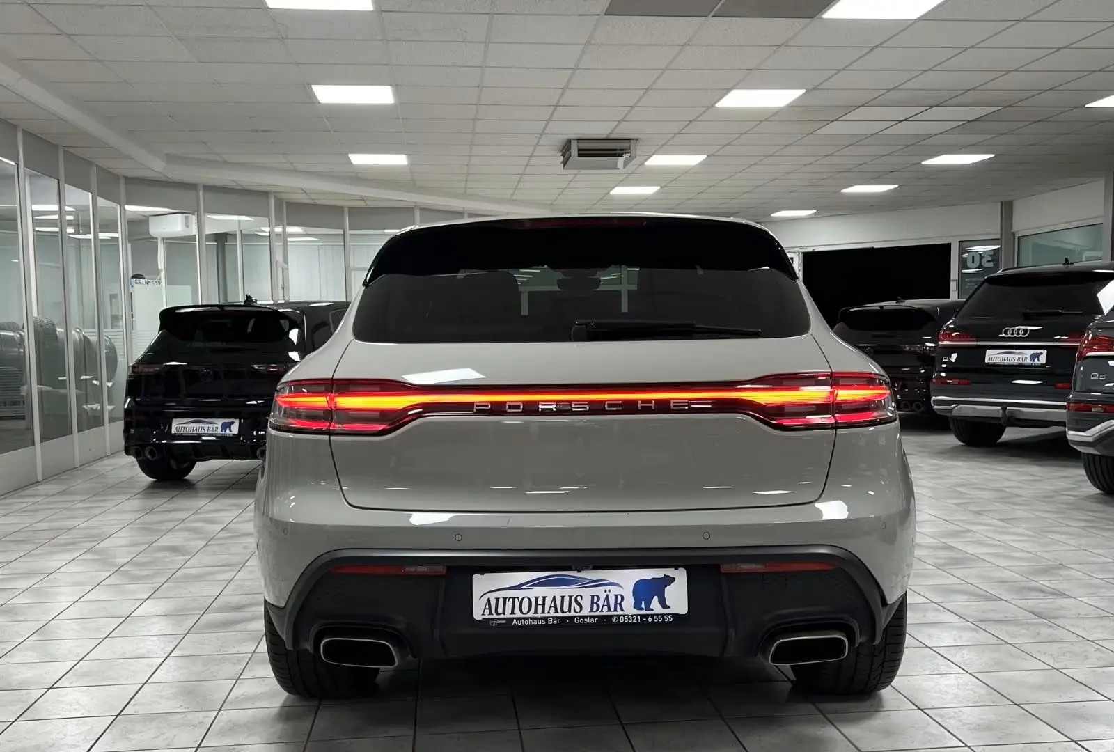 Macan *BOSE*AHK*Allrad*LED*1.H*GARANTIE*360*KAM