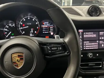 Macan *BOSE*AHK*Allrad*LED*1.H*GARANTIE*360*KAM