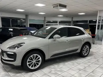 Macan *BOSE*AHK*Allrad*LED*1.H*GARANTIE*360*KAM
