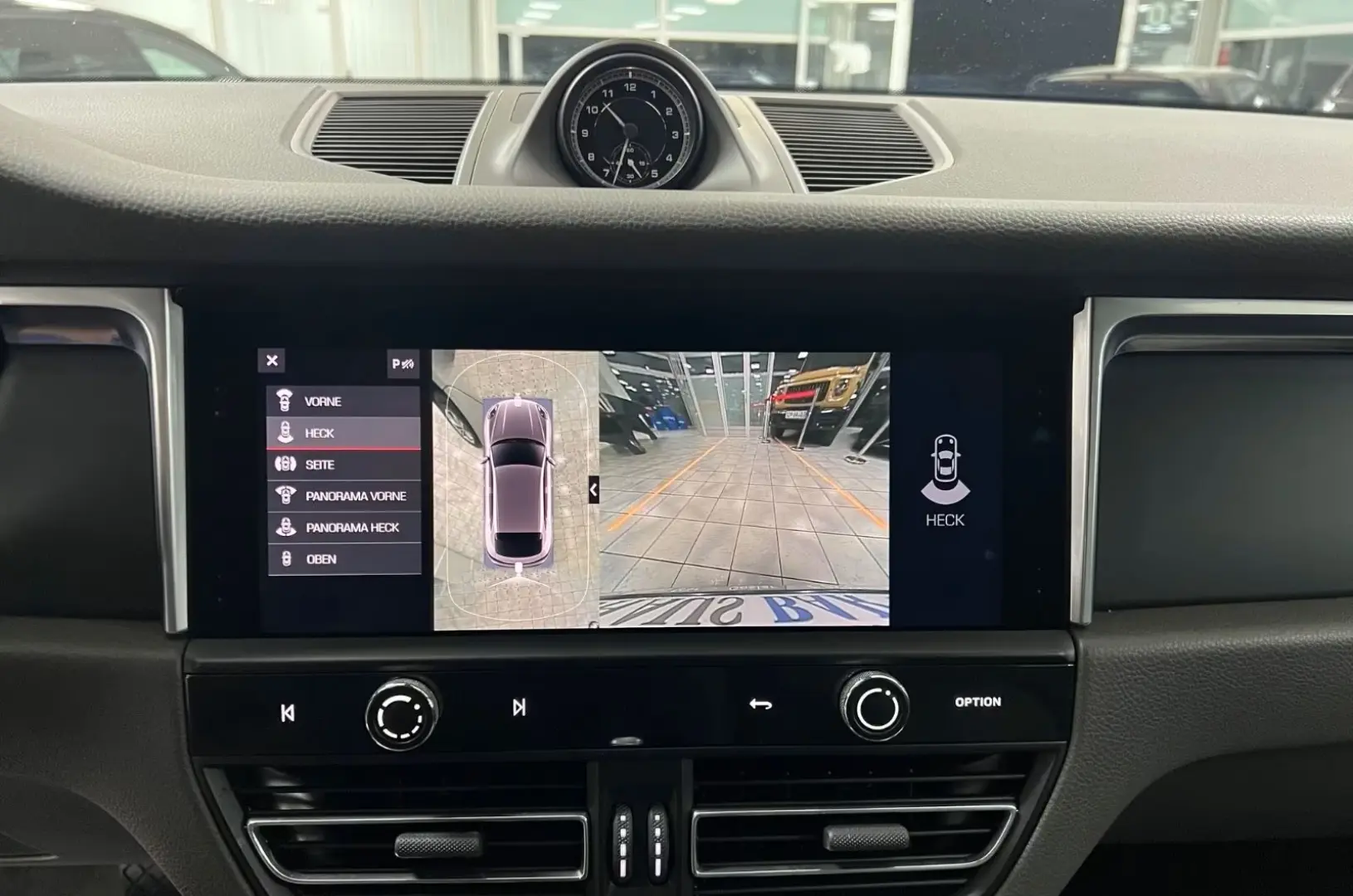 Macan *BOSE*AHK*Allrad*LED*1.H*GARANTIE*360*KAM