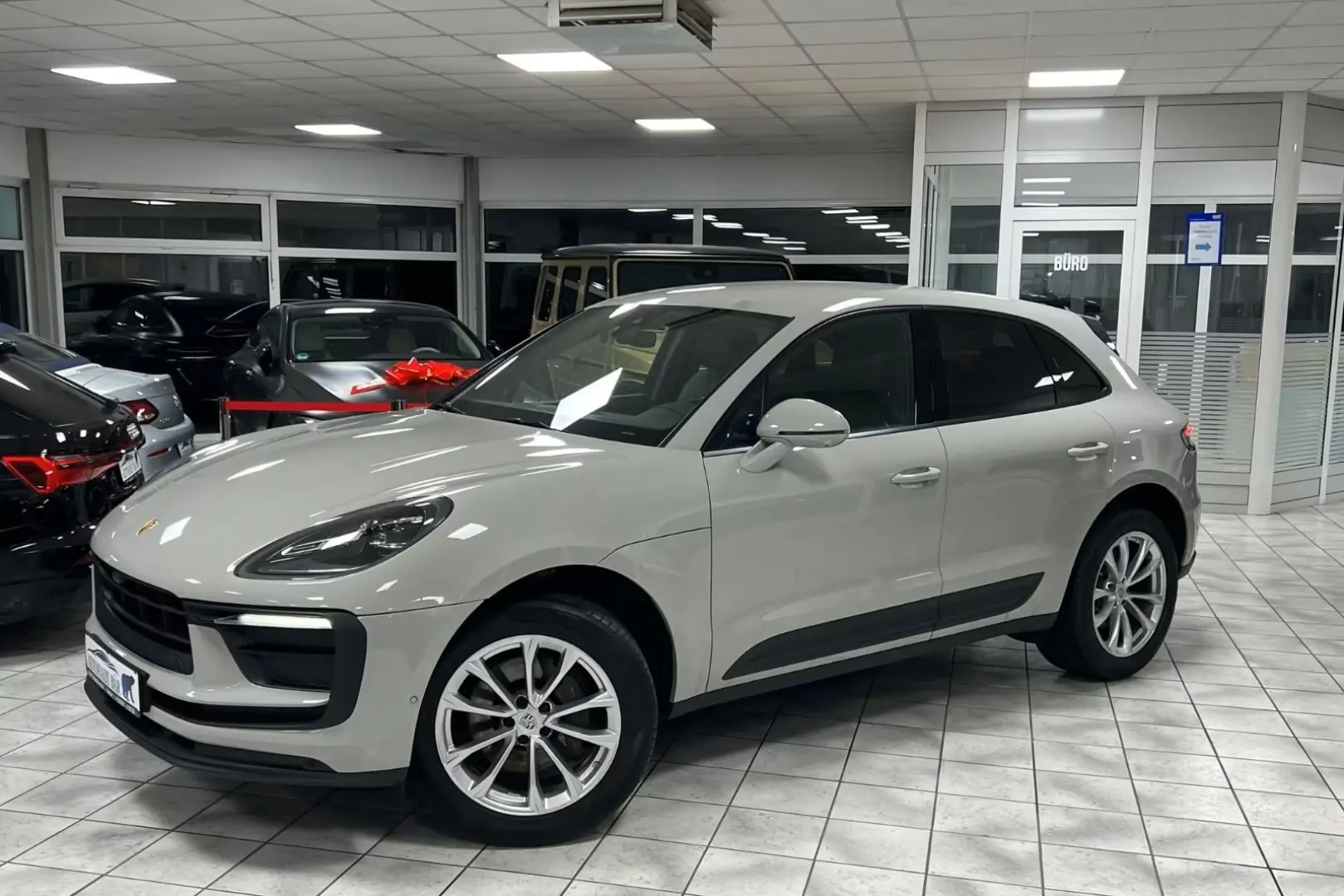 Macan *BOSE*AHK*Allrad*LED*1.H*GARANTIE*360*KAM